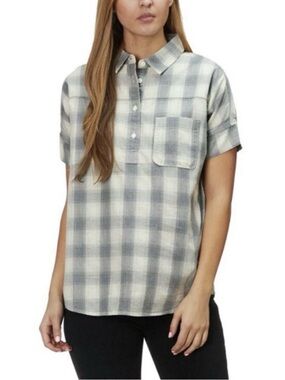 The North Face Women’s Grey and Cream Plaid Camp Shirt